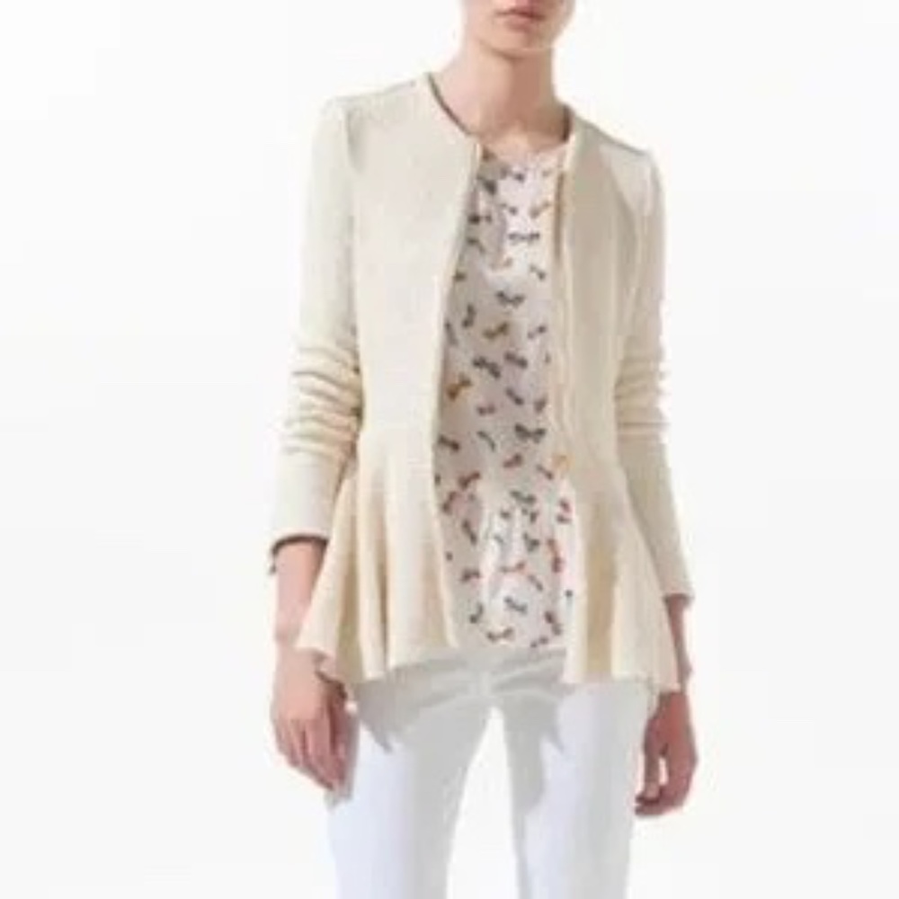 Zara, cream & gold textured peplum Sweater Jacket full zip  Xsmall